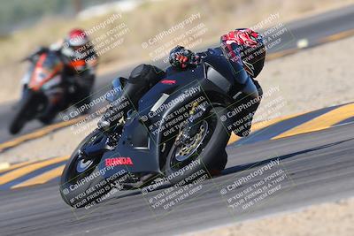 media/Nov-06-2023-Moto Forza (Mon) [[ce023d0744]]/3-Intermediate Group/Session 3 (Turn 16)/